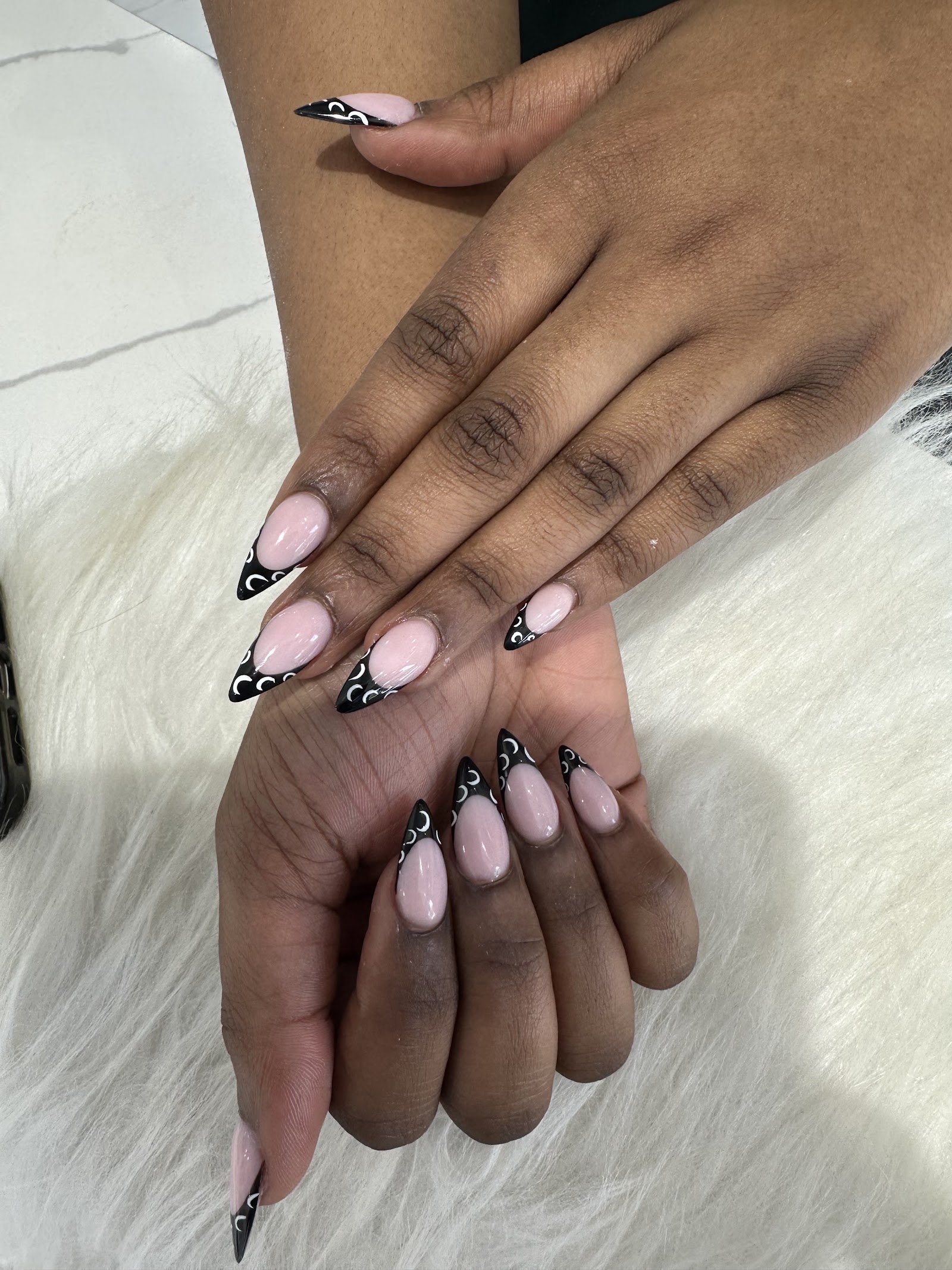 Lush Nail Bar Barrett nail photo 1
